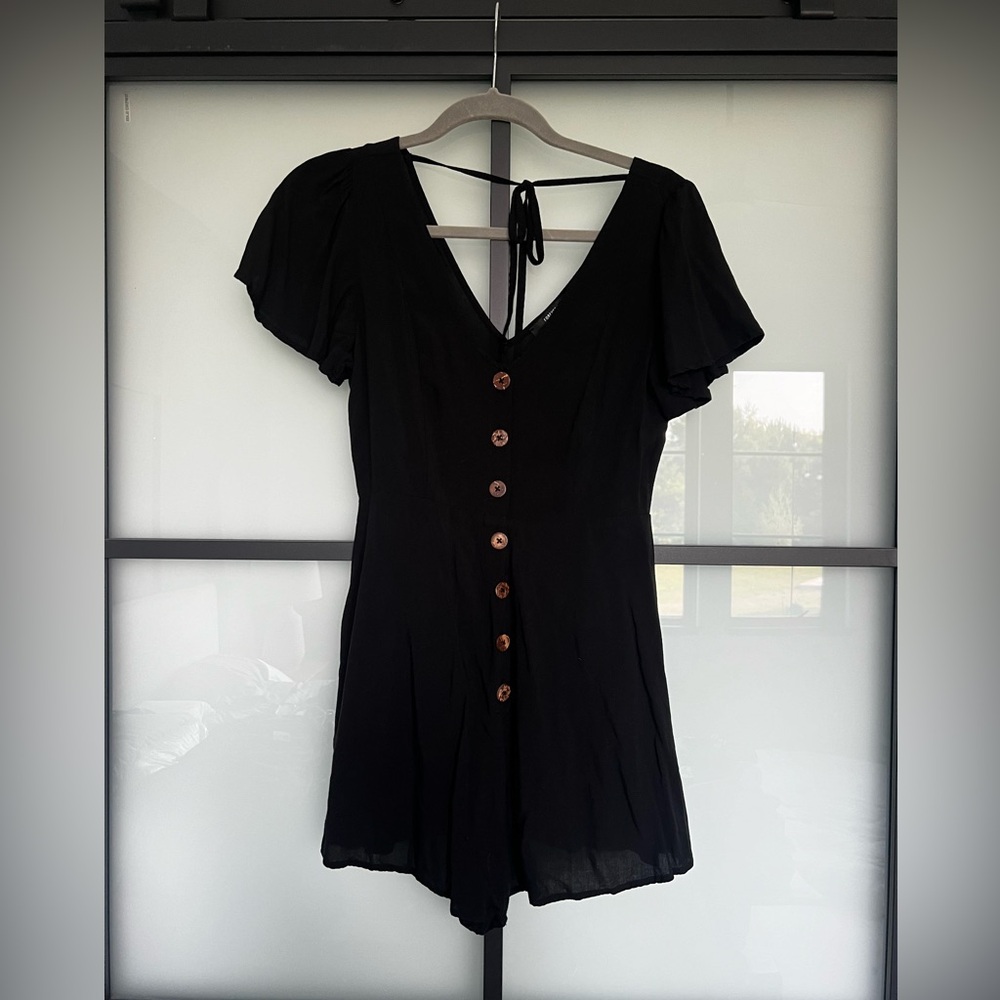 Forever 21 black romper size S